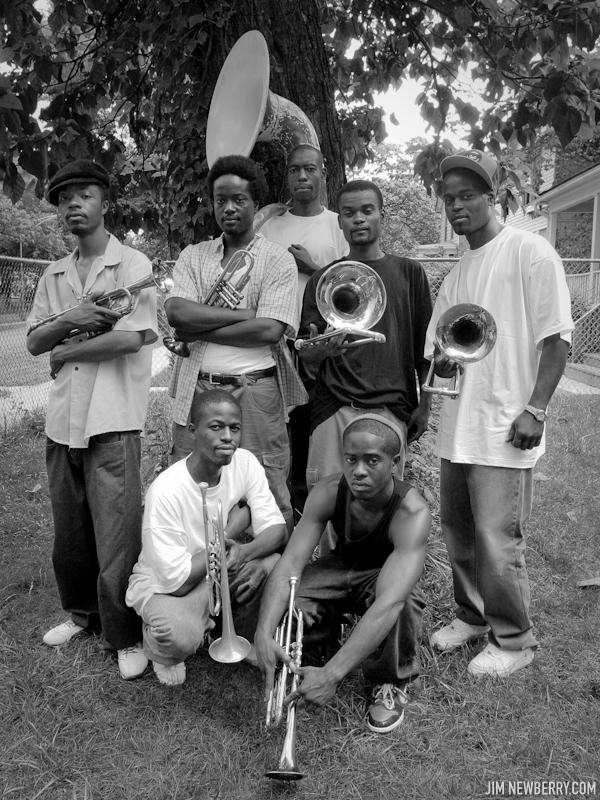 Hypnotic Brass Ensemble [04-08-2012]