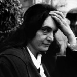 Ida Vallerugo che guarda  copy