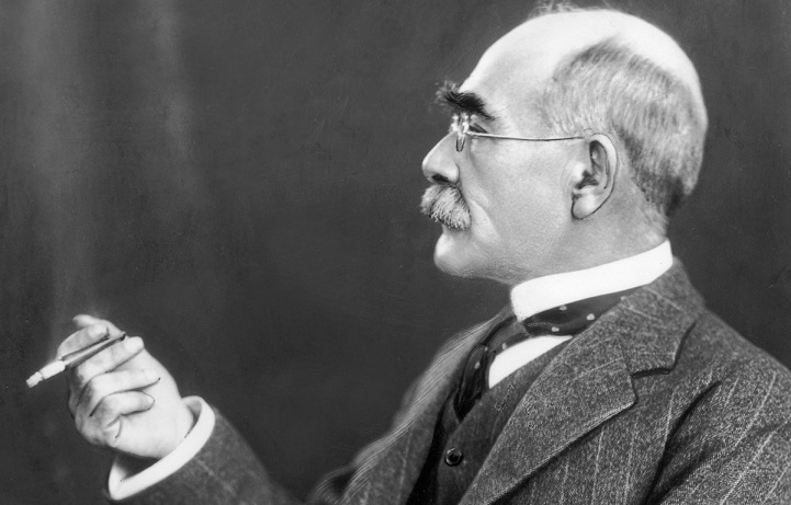 English poet and novelist Rudyard Kipling poses in 1925.