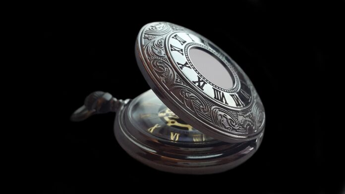 pocket-watch-g61e692f58_1280