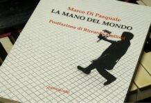 La mano del mondo